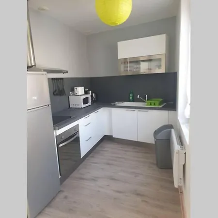 Lais Apartamento *